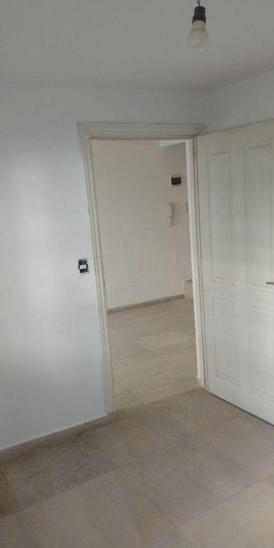 Foto de Departamento tipo casa, excelente ubicación, en dos plantas, al frente., imagen 4