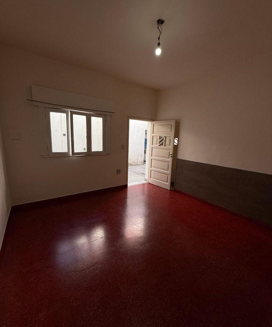 Foto de Alquiler Ph 2amb con patio Ramos Mejia, imagen 3