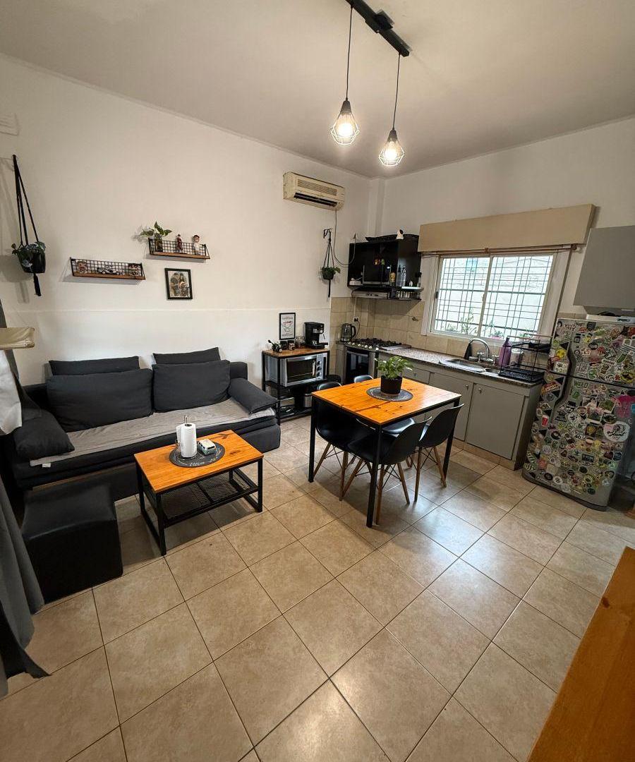 Foto de Venta Ph 2 amb al fte con cochera y patio Lomas del Mirador, imagen 4