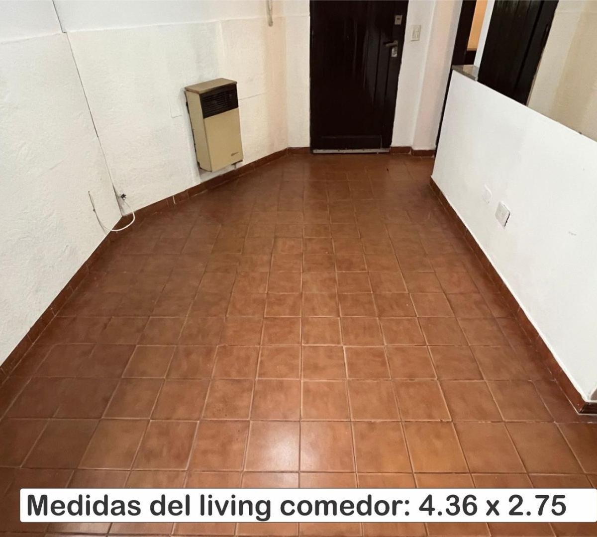 Autodidacta Confeso. PH con Cochera Factible Hacer Local 5