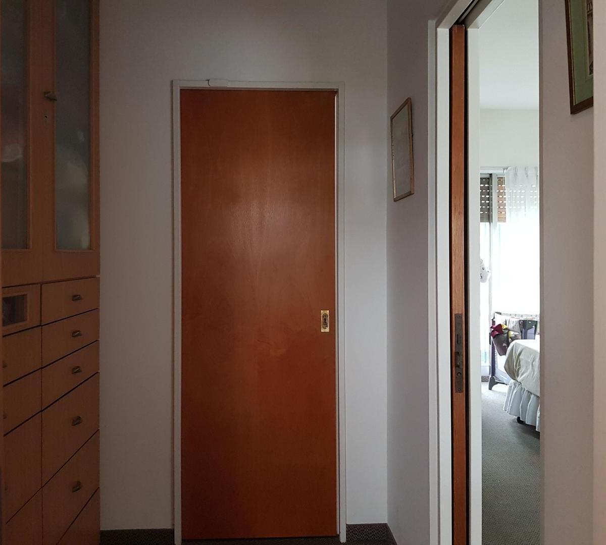 Casa Quinta en La City con Mega Parque Pileta Quincho 3