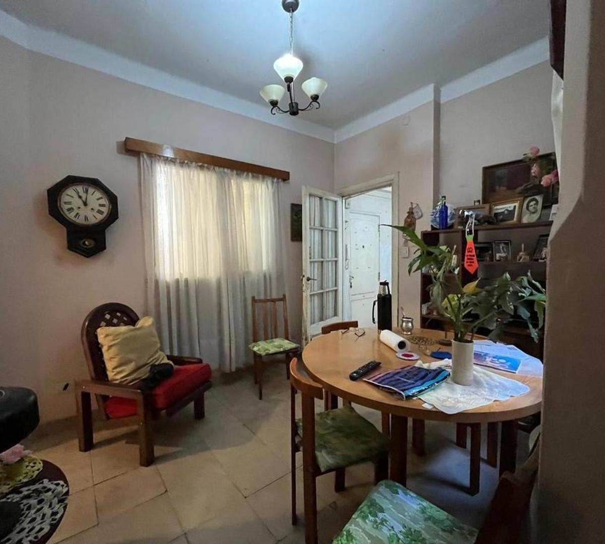 Abuelito Dime Tu - Tipo Casita Todo en Bajos con Patio 1