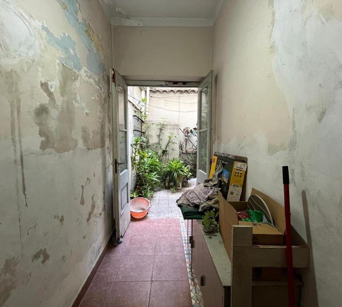 Abuelito Dime Tu - Tipo Casita Todo en Bajos con Patio 2
