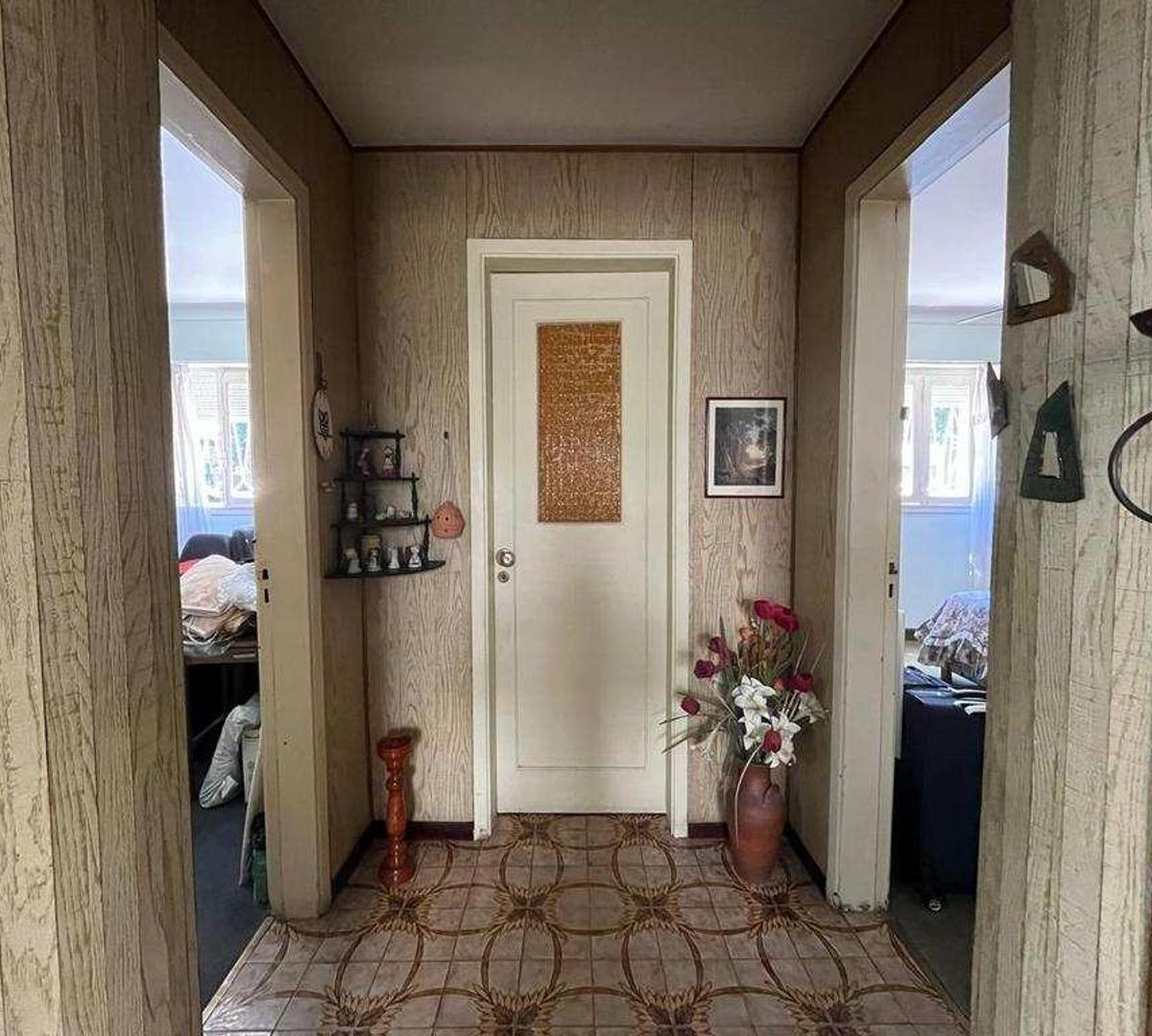 Solita y Sola Casita PH Local C/vivienda + Gje + Patio + Tza 2