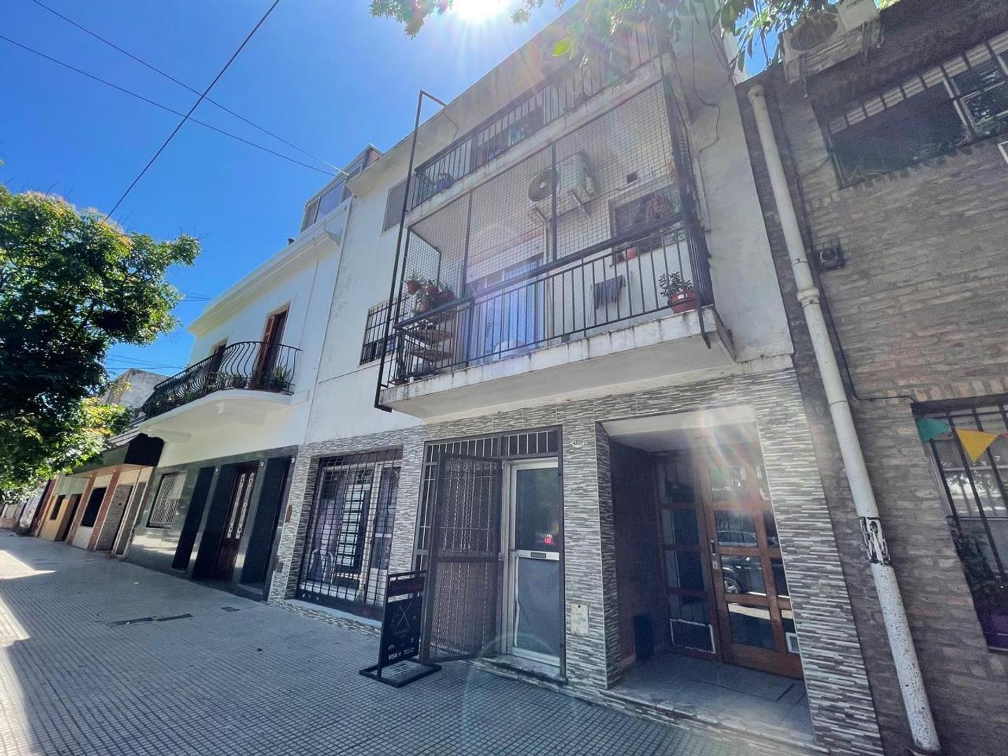 Foto de ATENTTI NONITOS - 2 amb. con patio todo en bajos, imagen 2