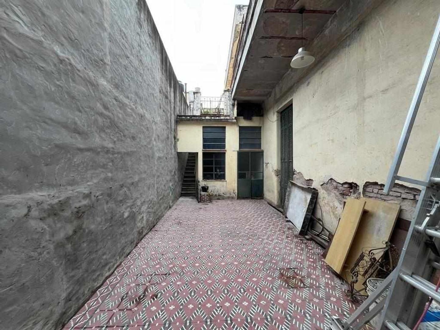 Foto de ¿ANTIGUA YO? - Casa chorizo con local + vivienda en 1º piso, imagen 4