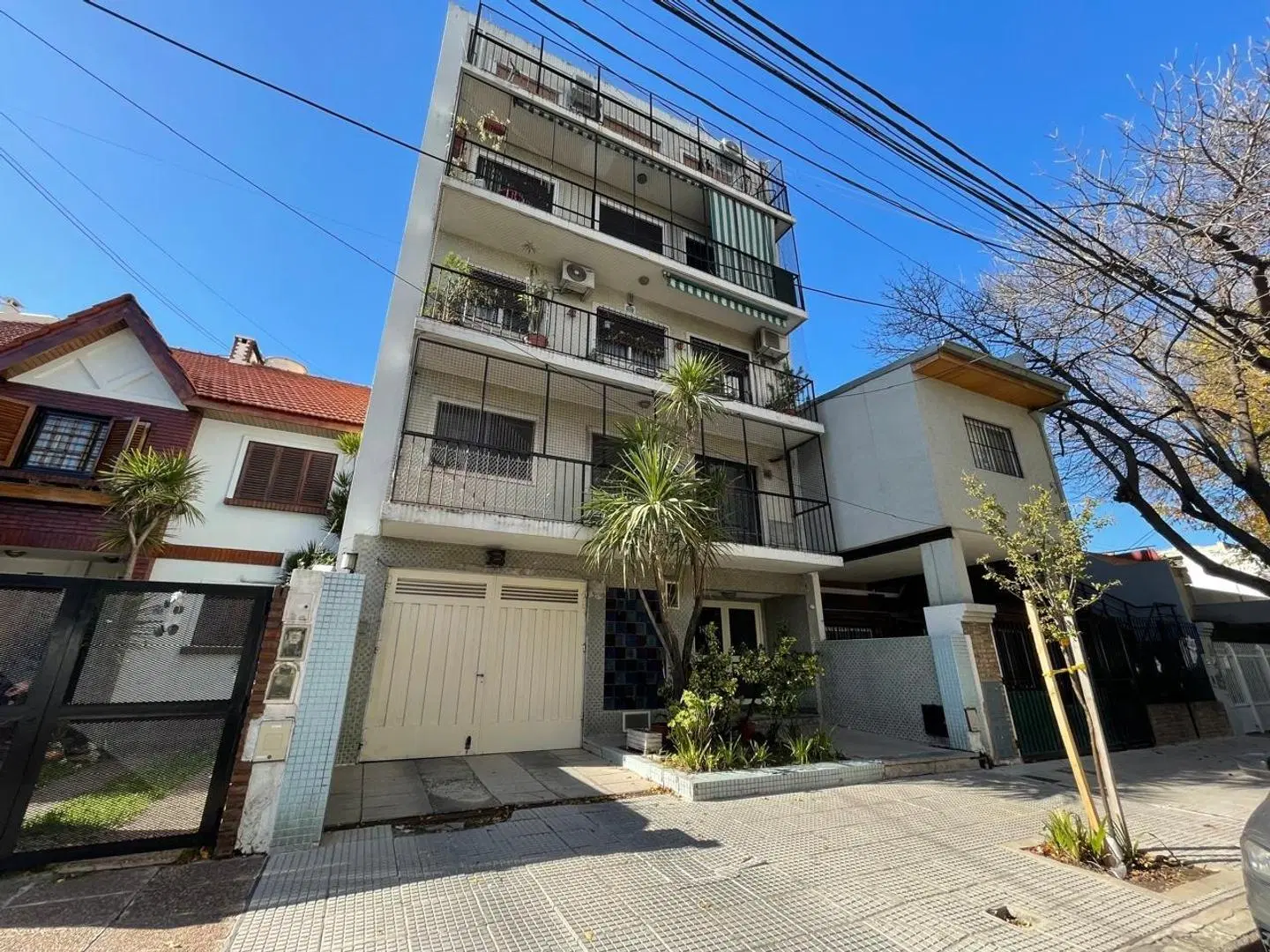 COMO ANILLO AL DEDO  buen 3 amb luminoso con cochera 3