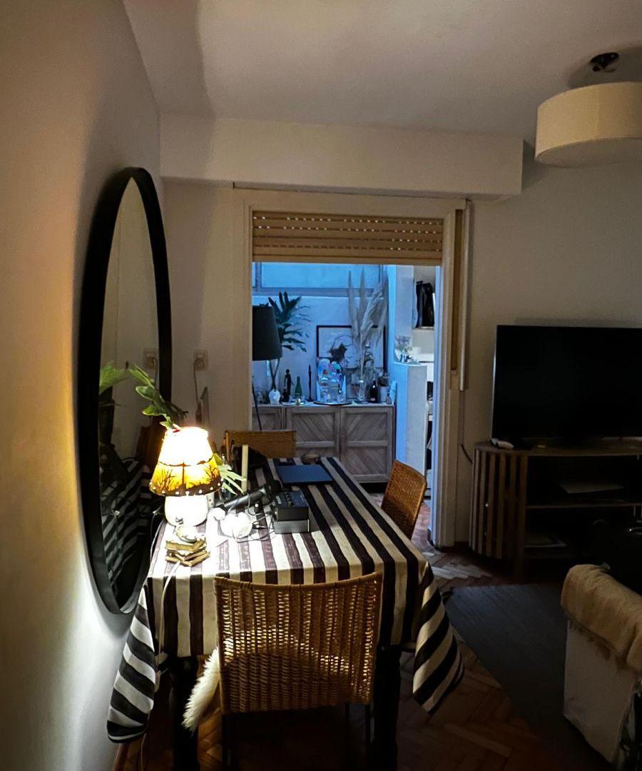 Foto de VENTA - Dos ambientes en Recoleta con patio! Cerca de todo con buenos, imagen 2