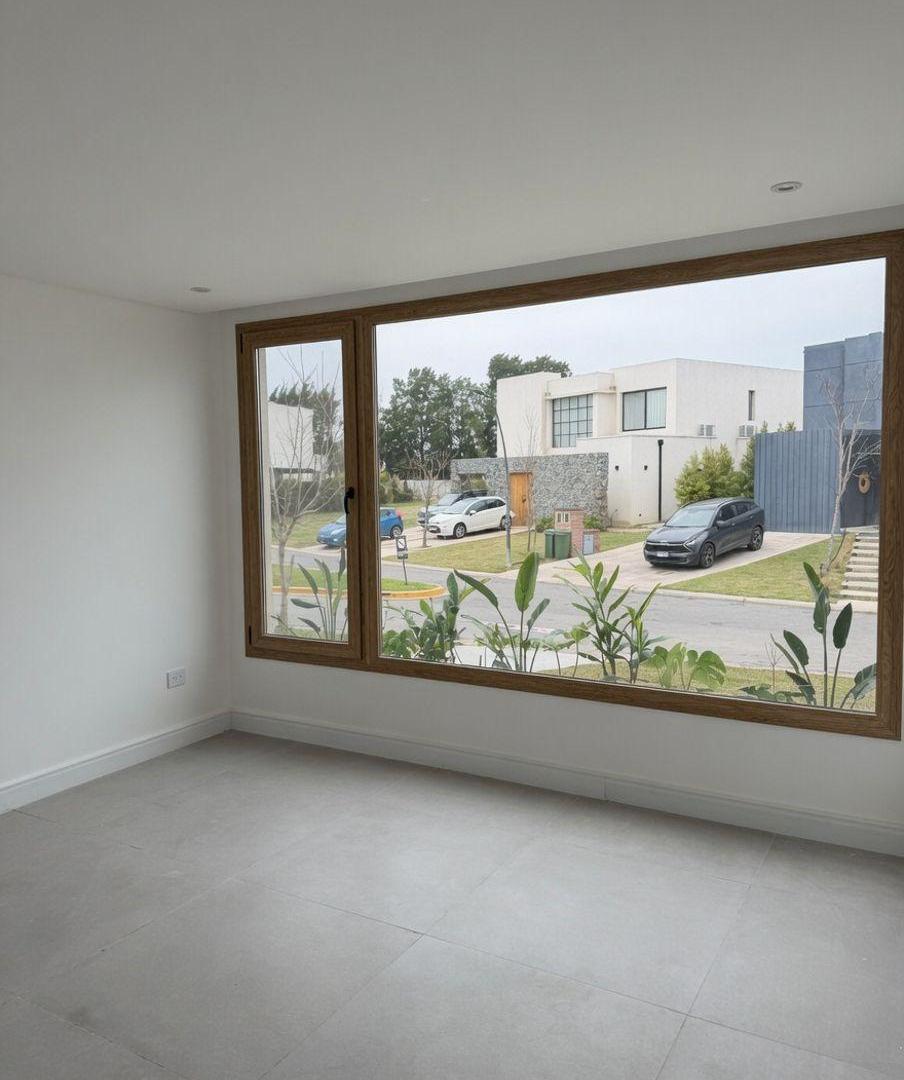 Foto de Casa a estrenar barrio Los Carpinchos Nordelta 4 dormitorios todos en, imagen 5