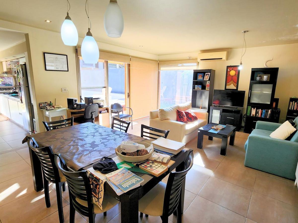 Venta Casa - Pueblo Esther. 1