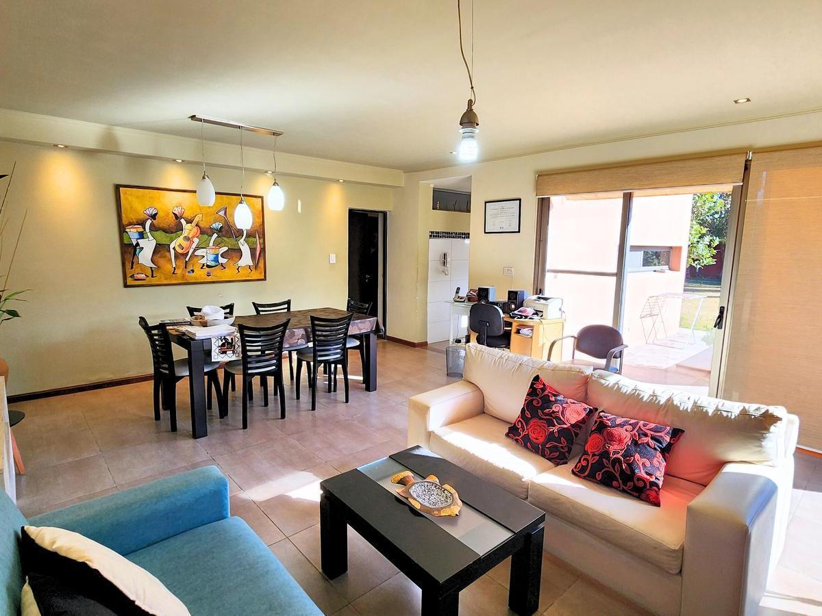 Venta Casa - Pueblo Esther. 4