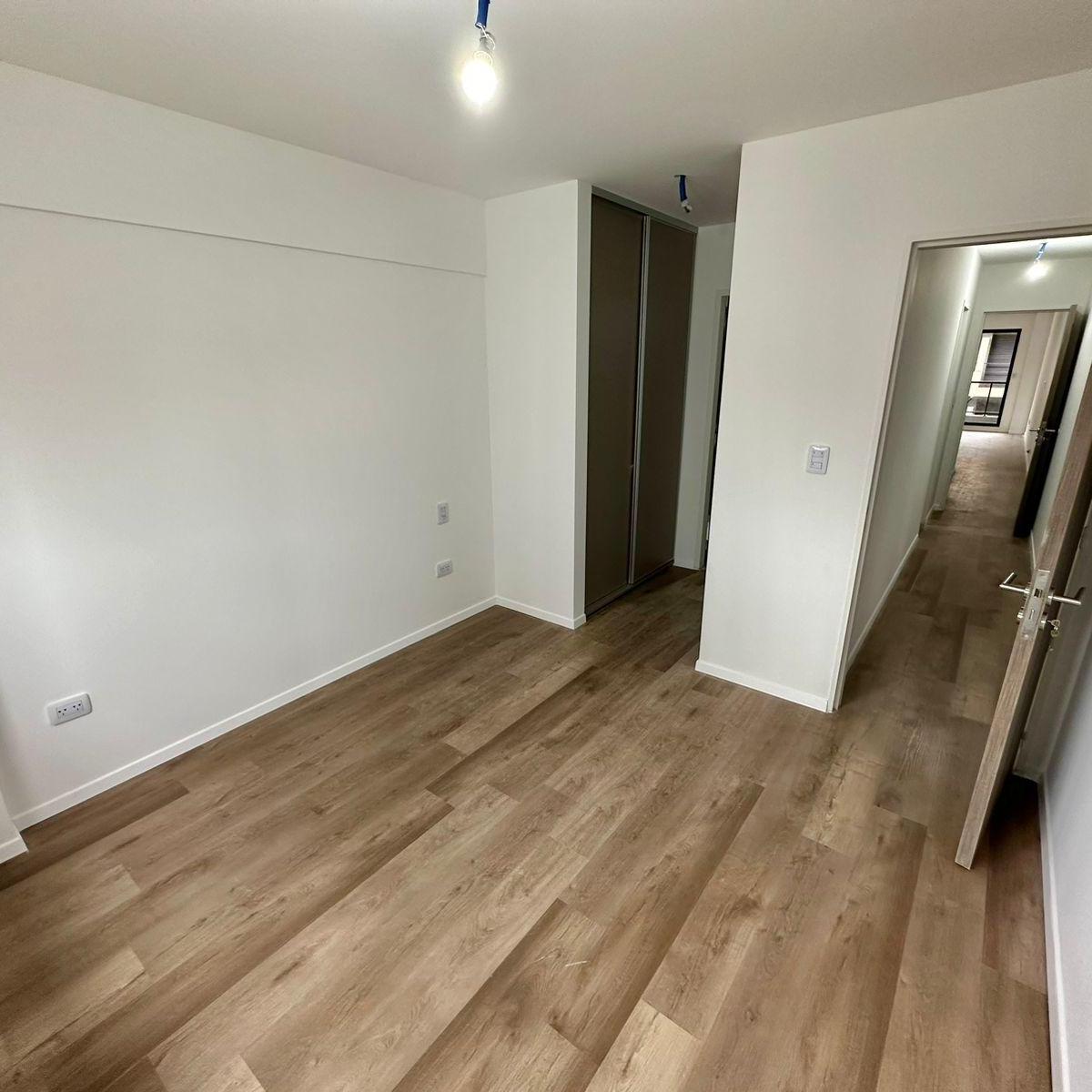 Venta Departamento 2 Dorm. a Estrenar con Patio 5