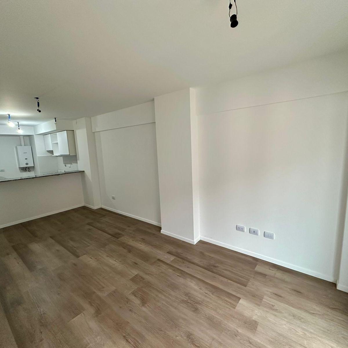 Venta Departamento 2 Dorm. a Estrenar con Patio 1