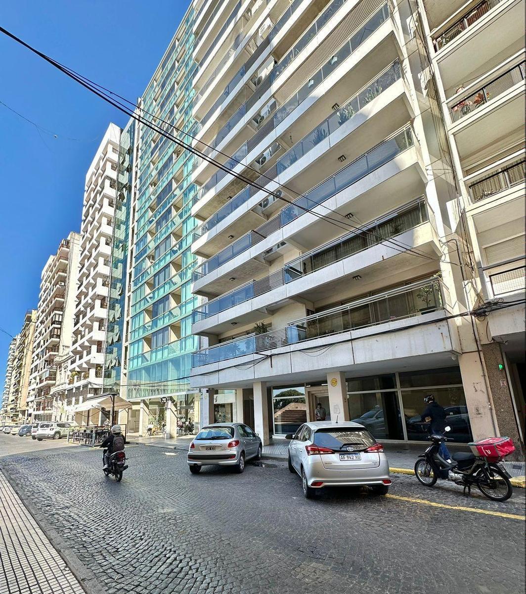 VENTA 3 Dormitorios semipiso