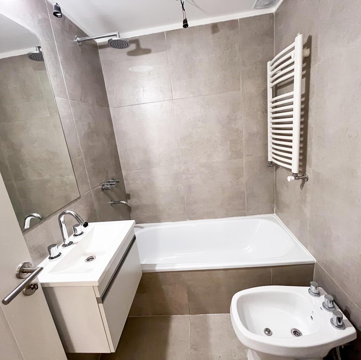 Departamento a Estrenar en Venta. Incluye Cochera y Amplio Patio 5