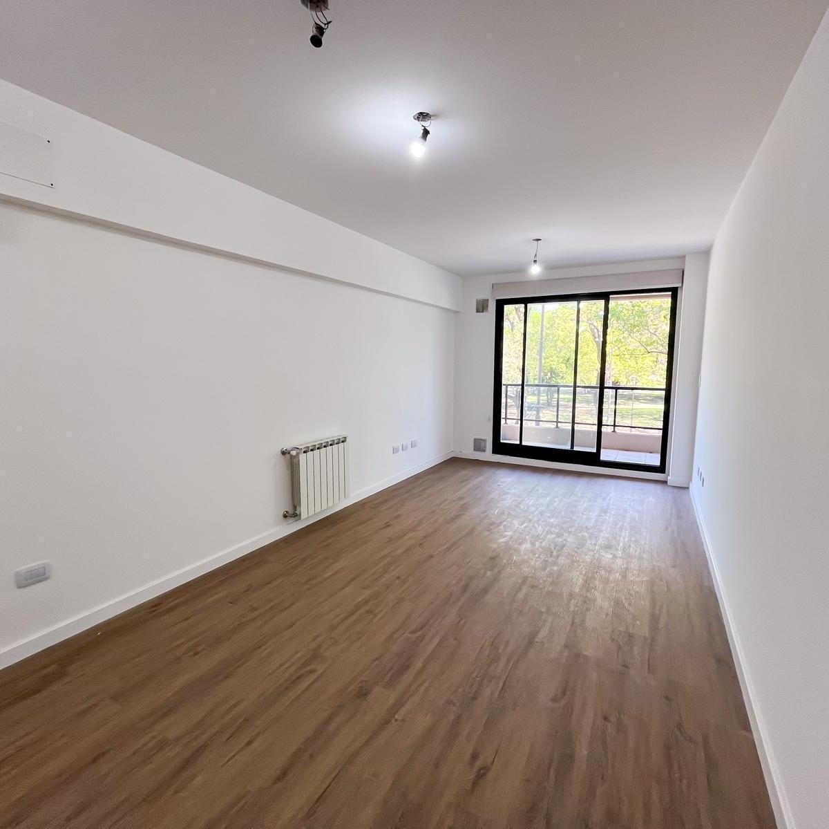 Departamento a Estrenar en Venta. Incluye Cochera y Amplio Patio 3