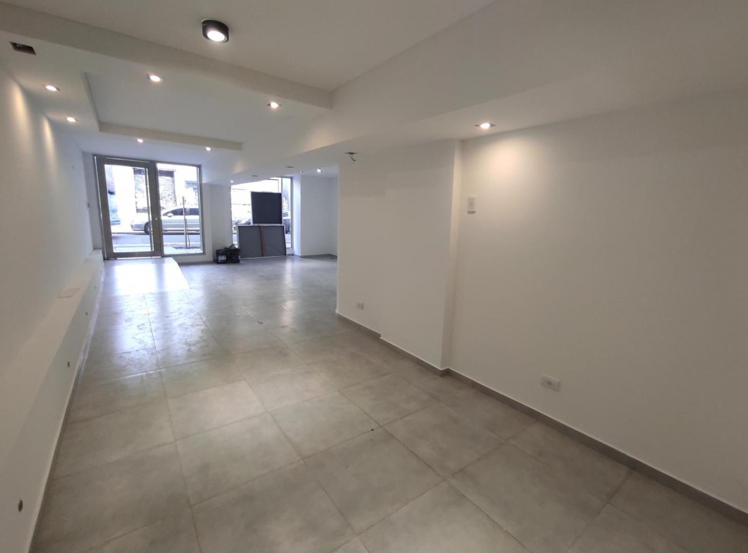 VENTA LOCAL SALTA 1800