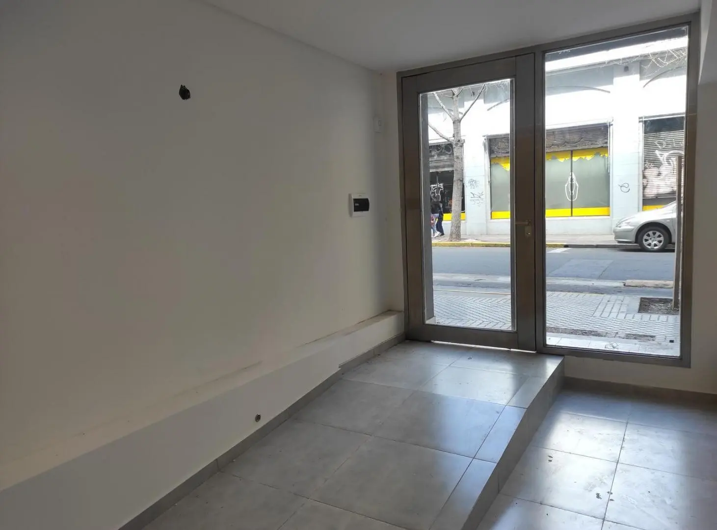 VENTA LOCAL SALTA 1800 5