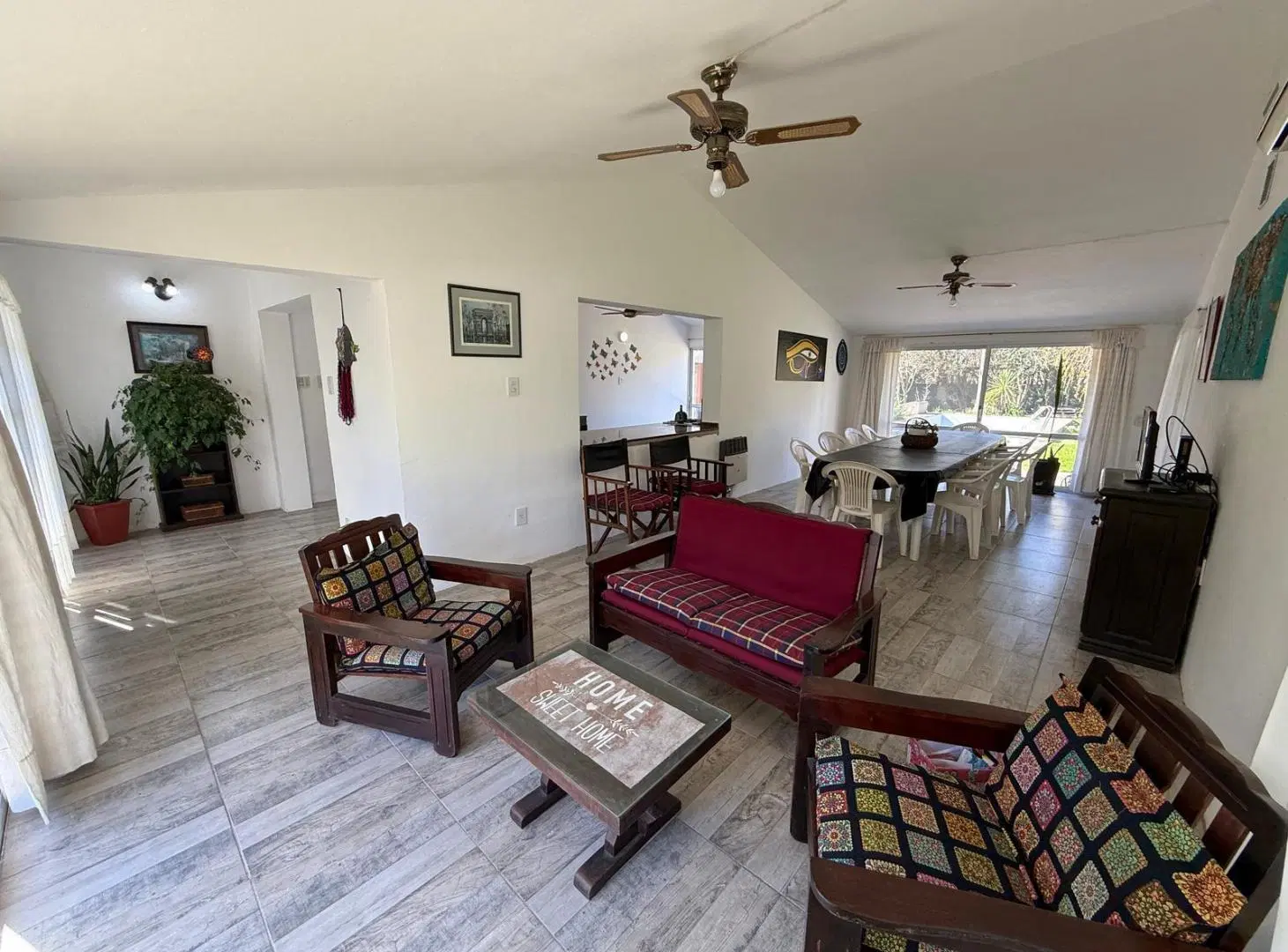 venta Casa de dos dormitorios sobre Av. Galindo 1