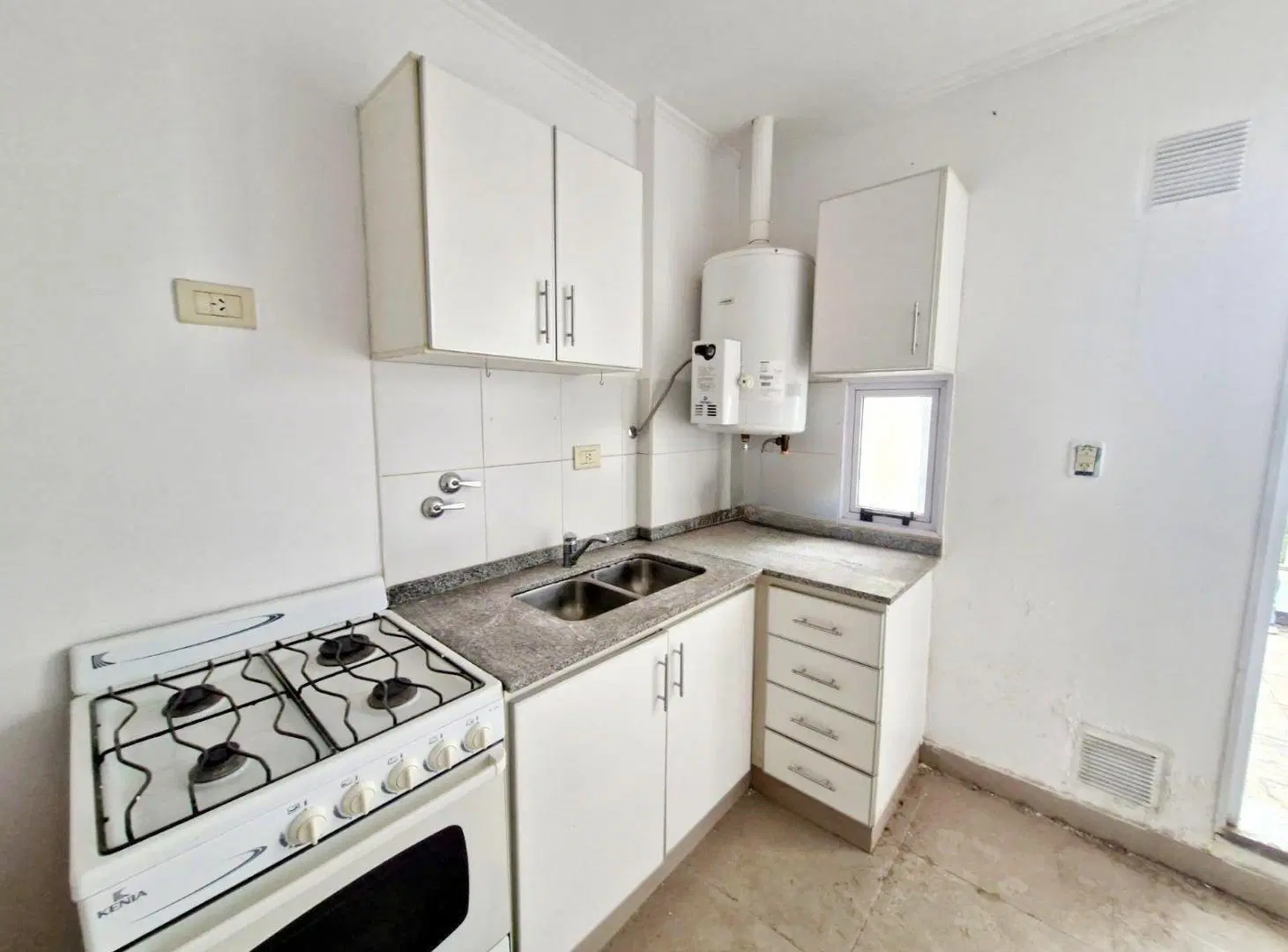 venta departamento de un dormitorio con cochera 4