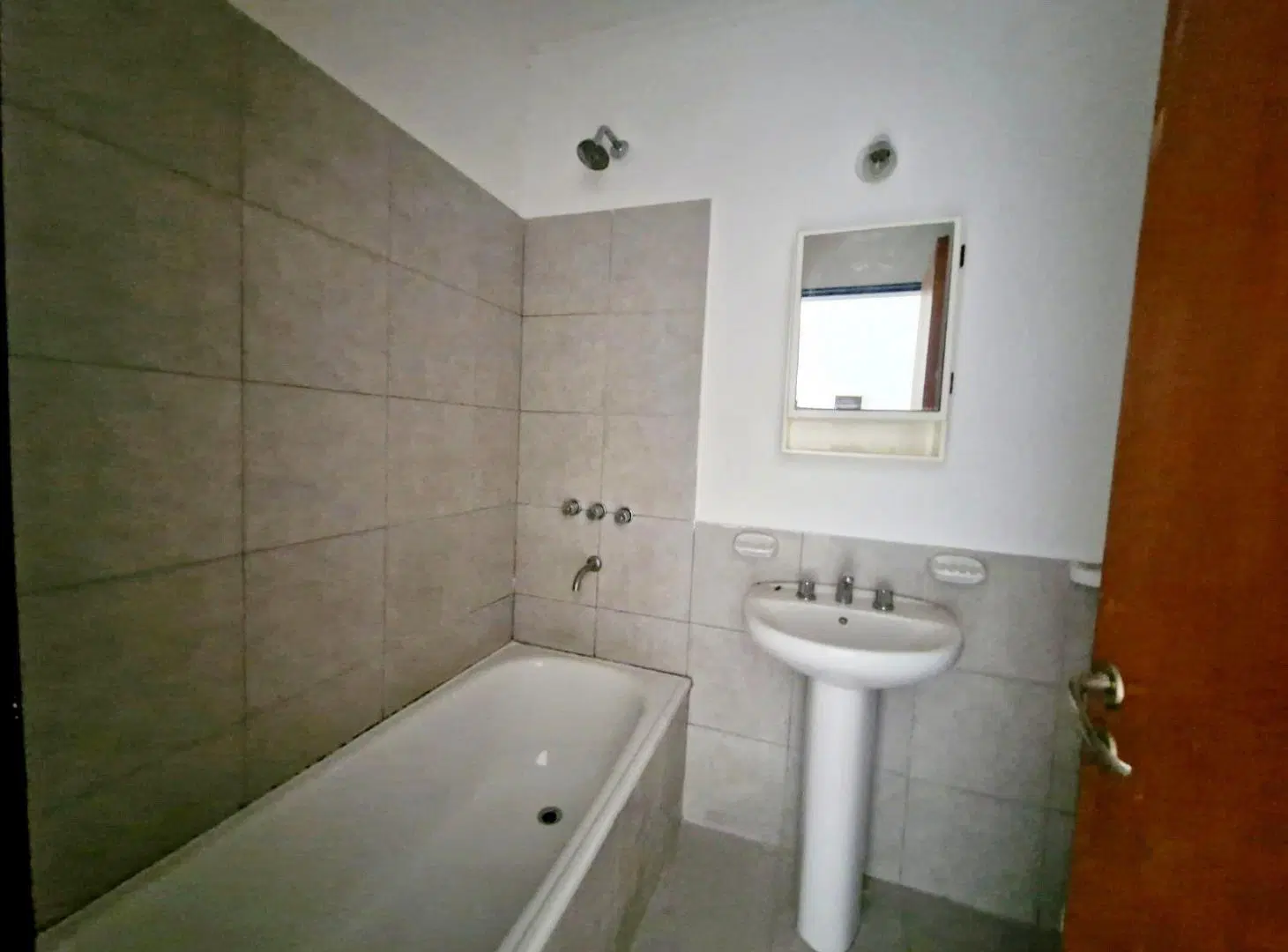 venta departamento de un dormitorio con cochera 8