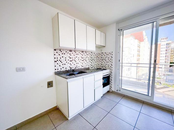 Foto de monoambiente con balcon 35m2, imagen 2