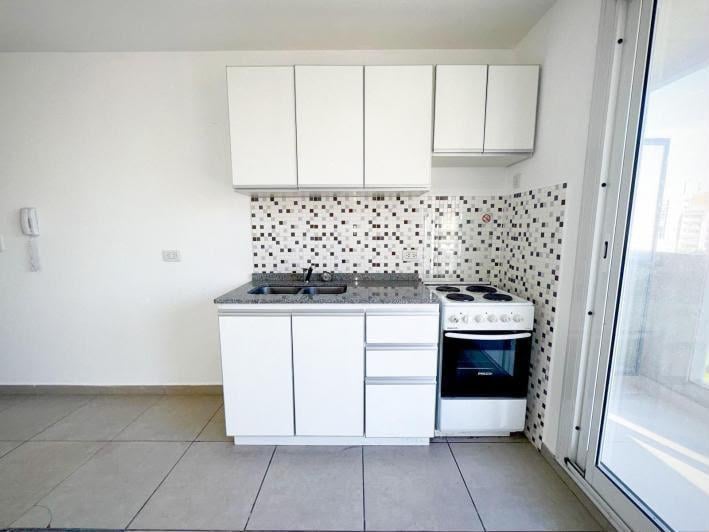 Foto de monoambiente con balcon 35m2, imagen 1