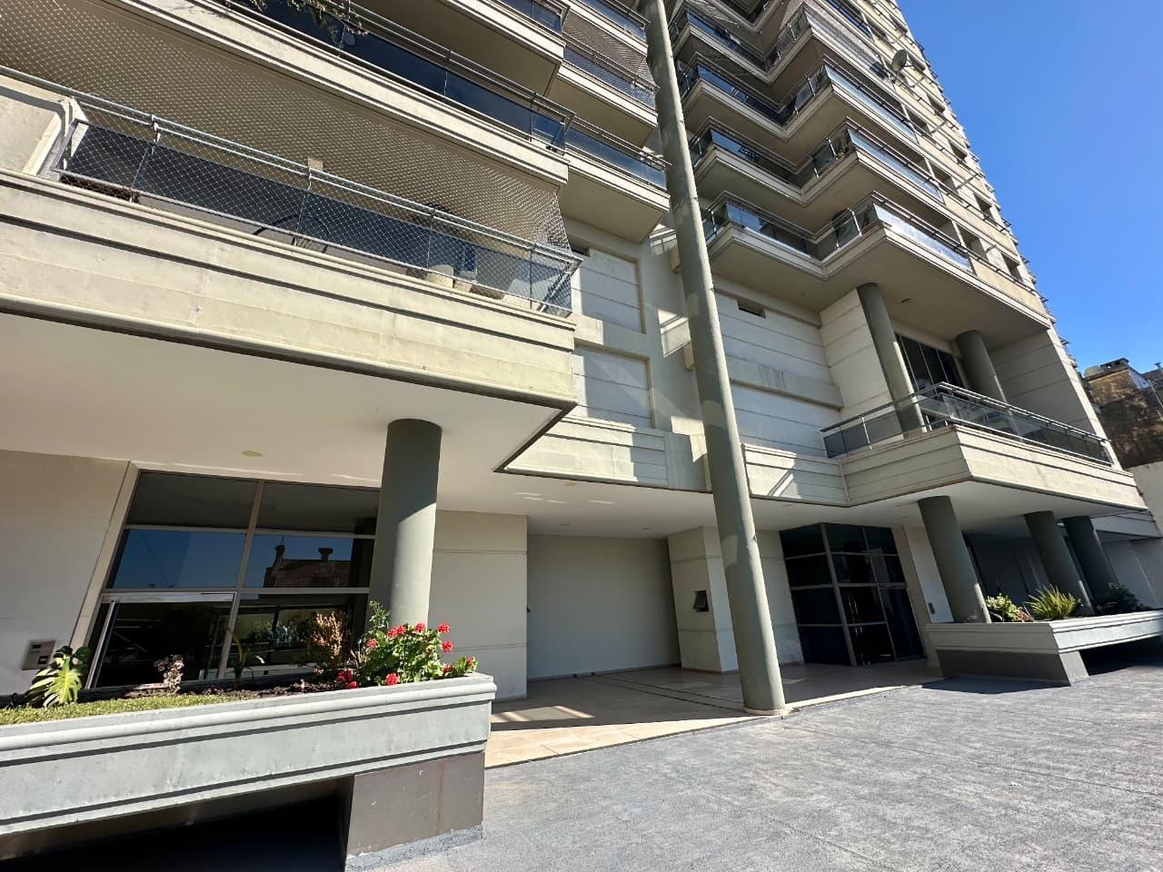Foto de VENTA - SAN MARTIN AL 300 -2 DORM. - AMENITIES, imagen 3