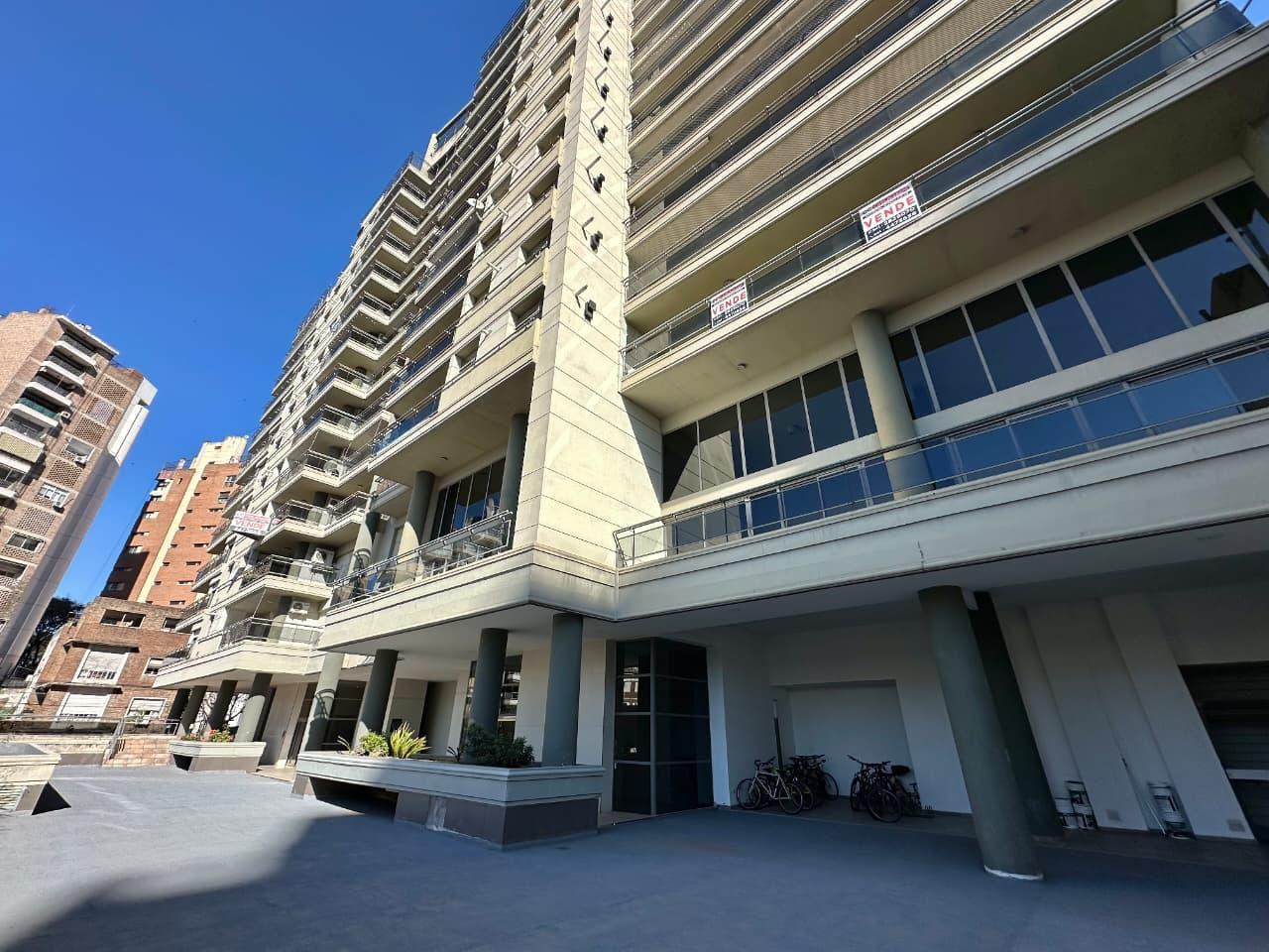 Foto de VENTA - SAN MARTIN AL 300 -2 DORM. - AMENITIES, imagen 1