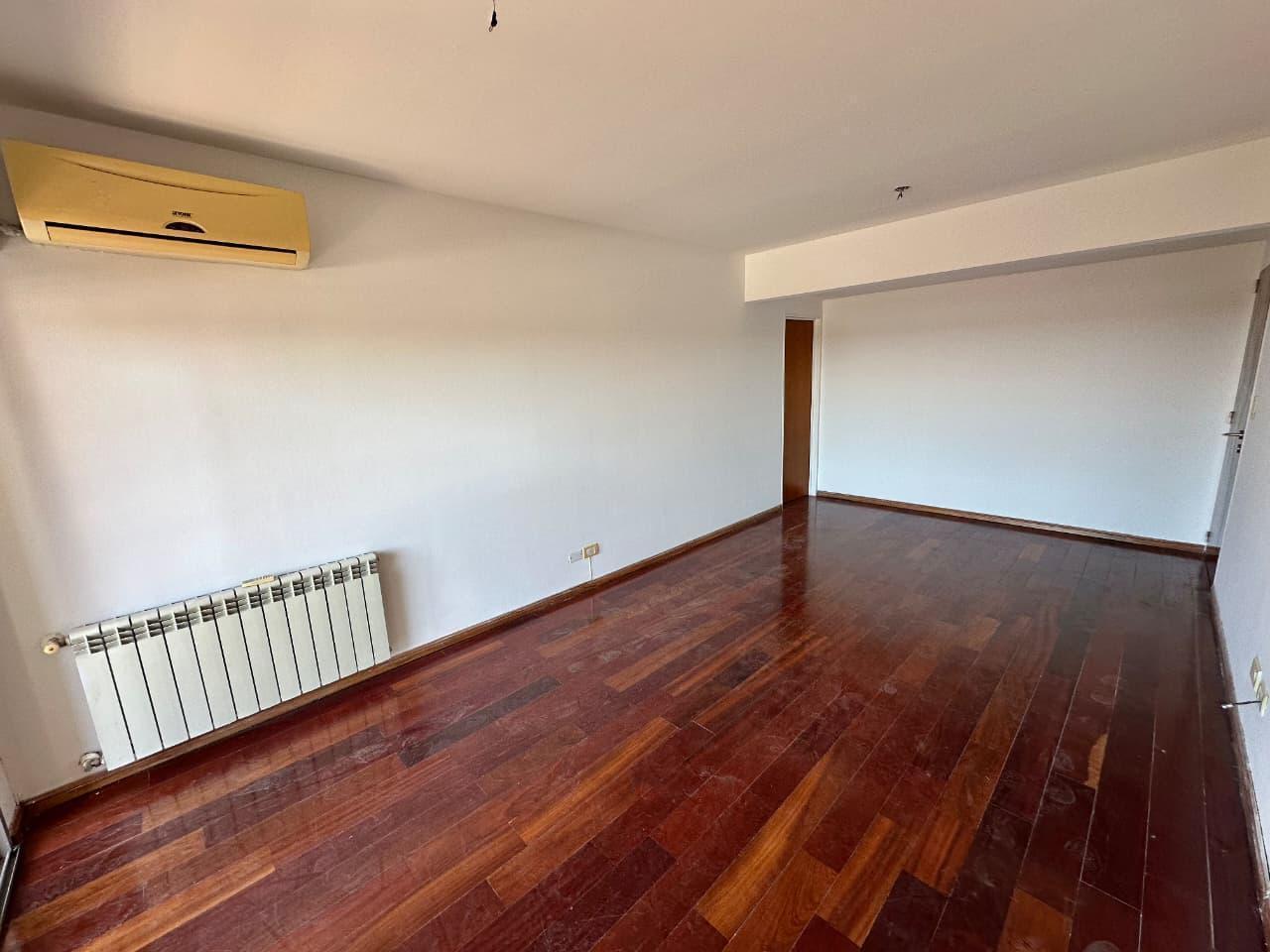 Foto de VENTA - SAN MARTIN AL 300 -2 DORM. - AMENITIES, imagen 2