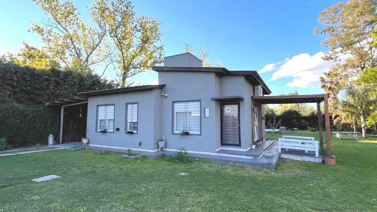Foto de Casa en VENTA HOUSSAY al 5800 - FUNES - LINDERA BARRIO DON MATEO, imagen 1