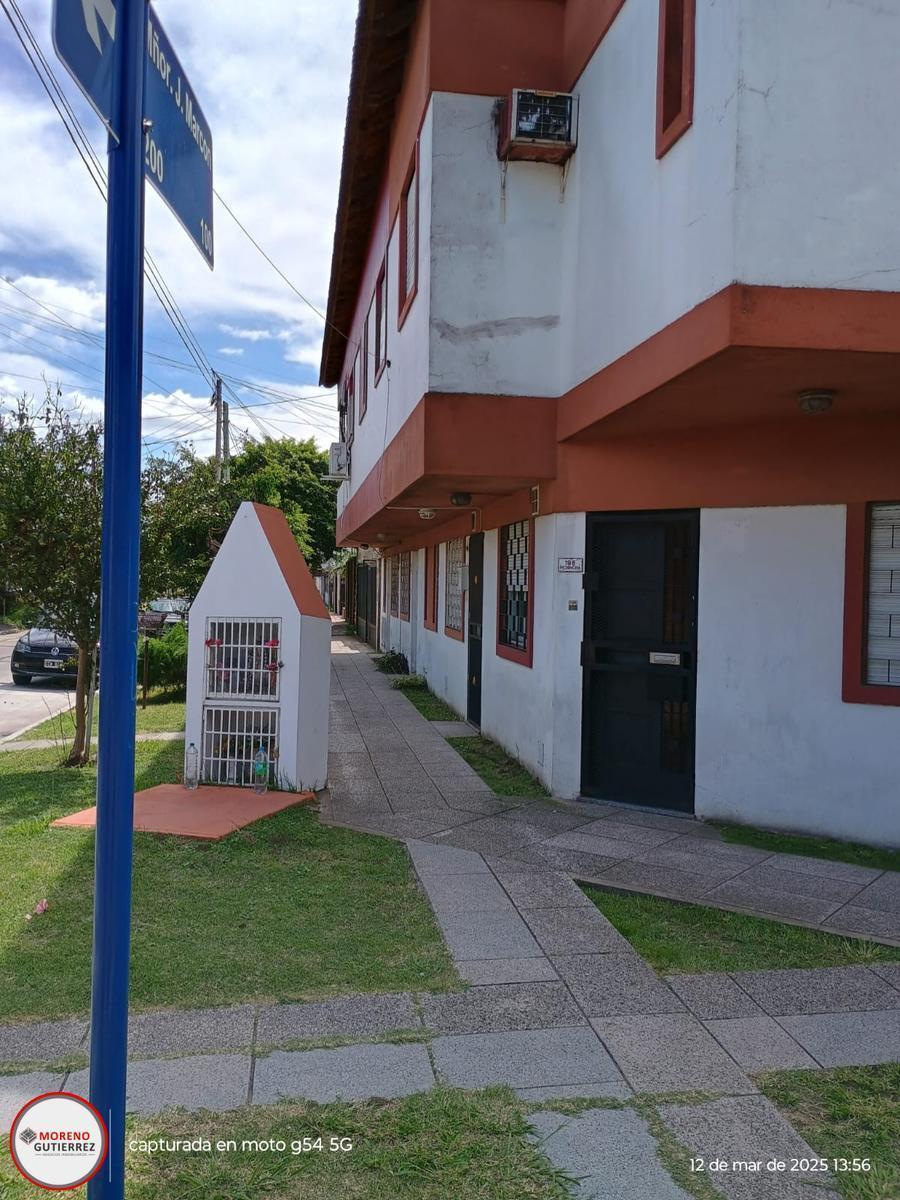 Departamento en Venta en Villa Luzuriaga 5