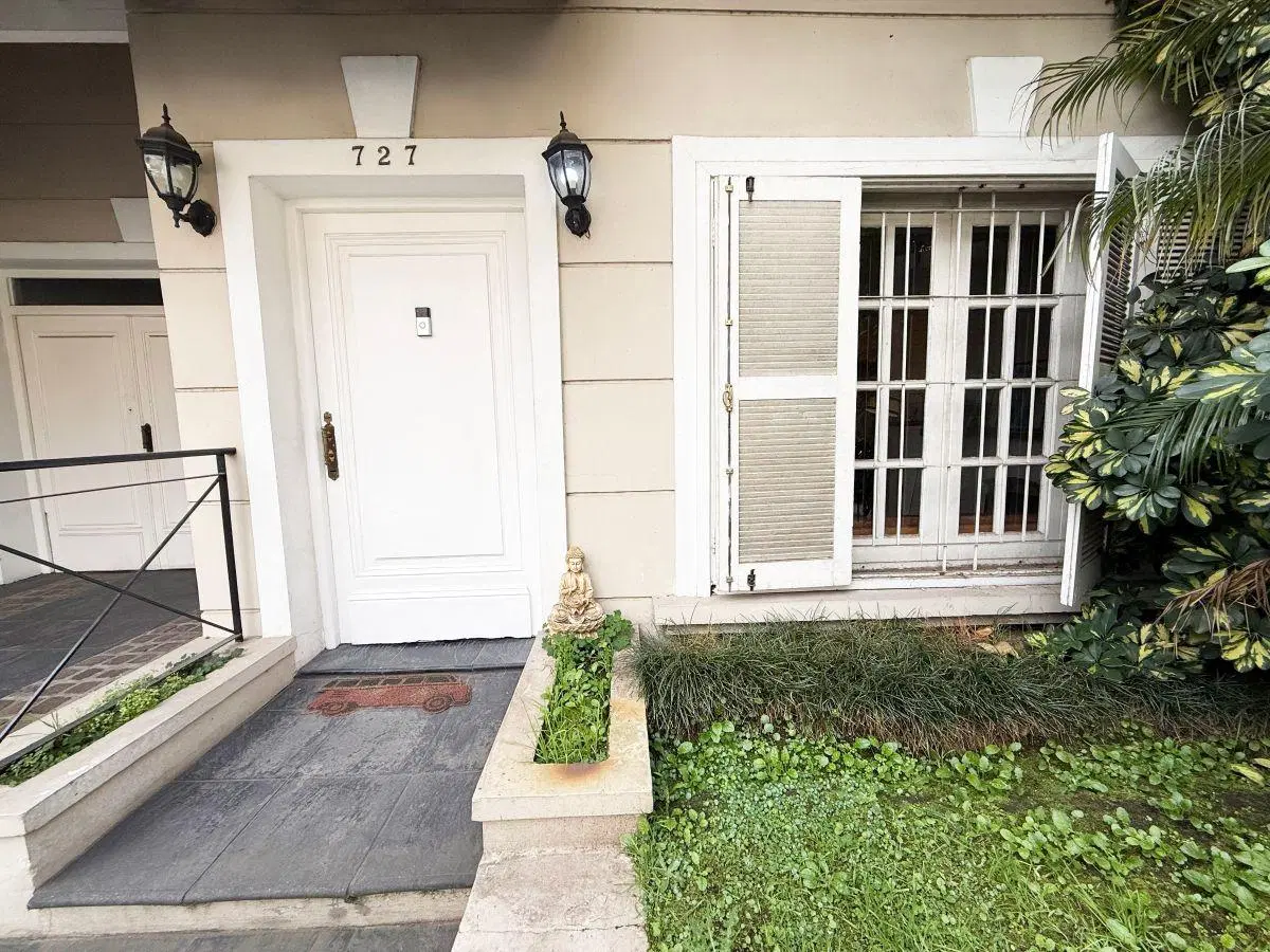 CASA EN ZONA RESIDENSIAL DE RAMOS MEJIA SUR 4