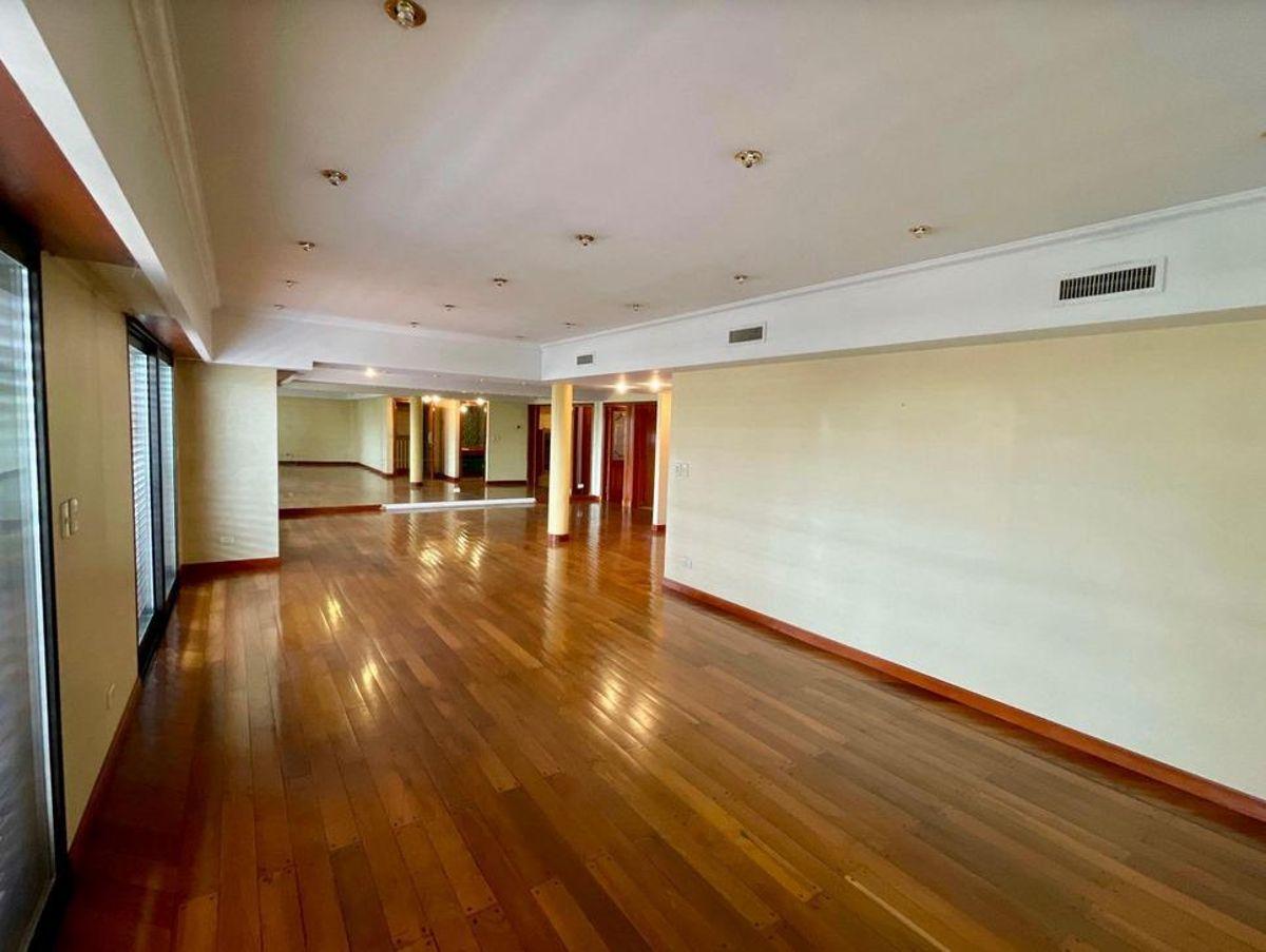 Foto de Venta de Edificio en Bloque Excelente Propiedad, imagen 4