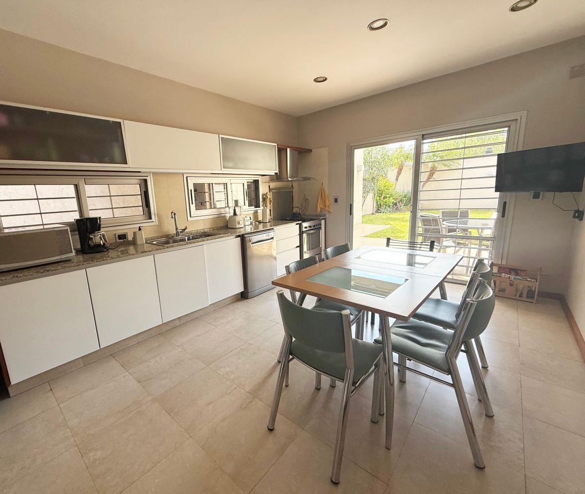 Foto de Imperdible Casa 5 ambientes en Ramos Mejía, imagen 5