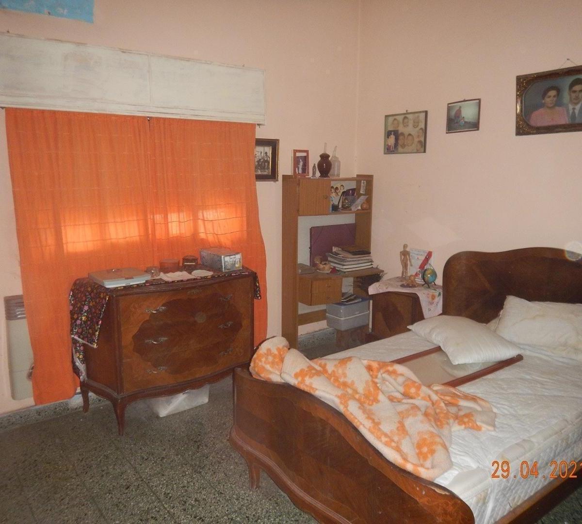 Foto de Terreno en venta con Casa más 2 Locales, imagen 2
