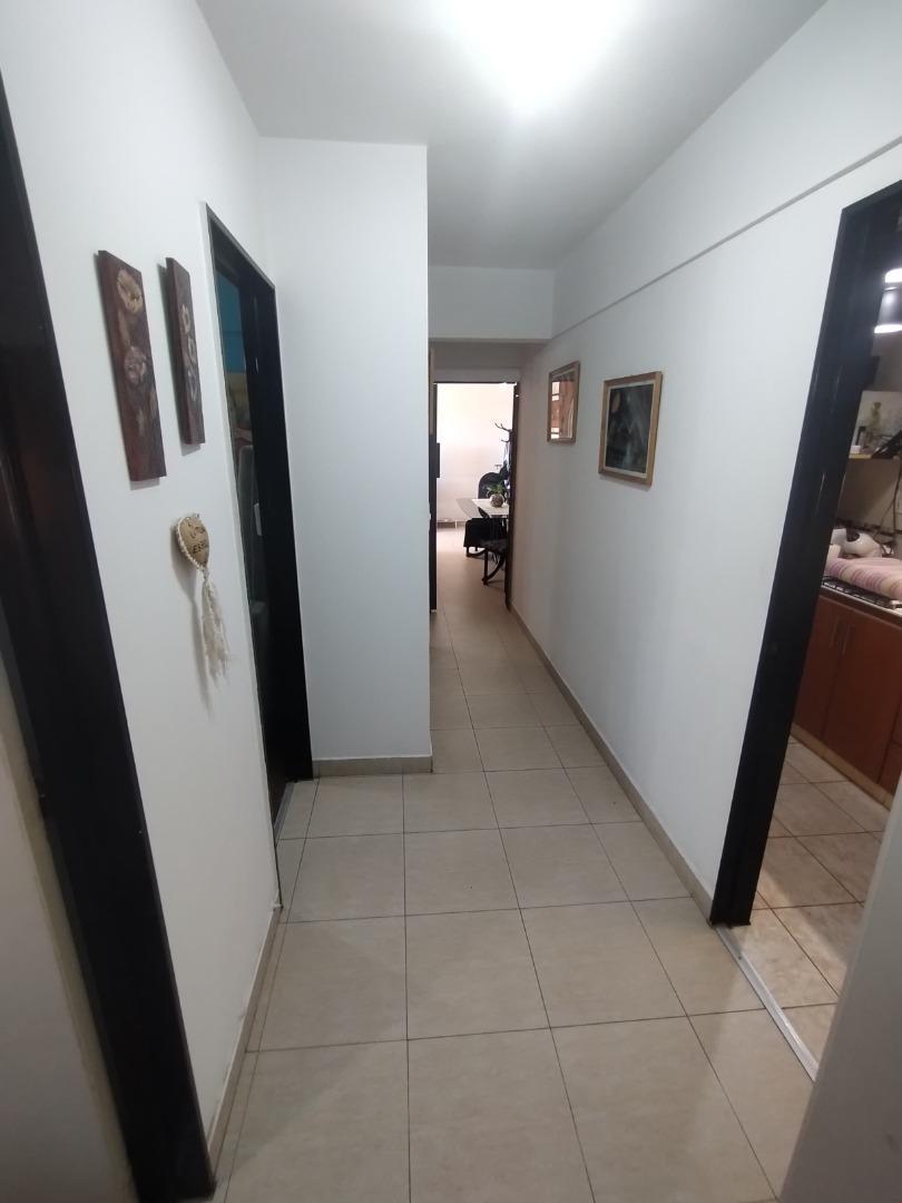 Departamento de 4 Ambientes en Villa Real 3