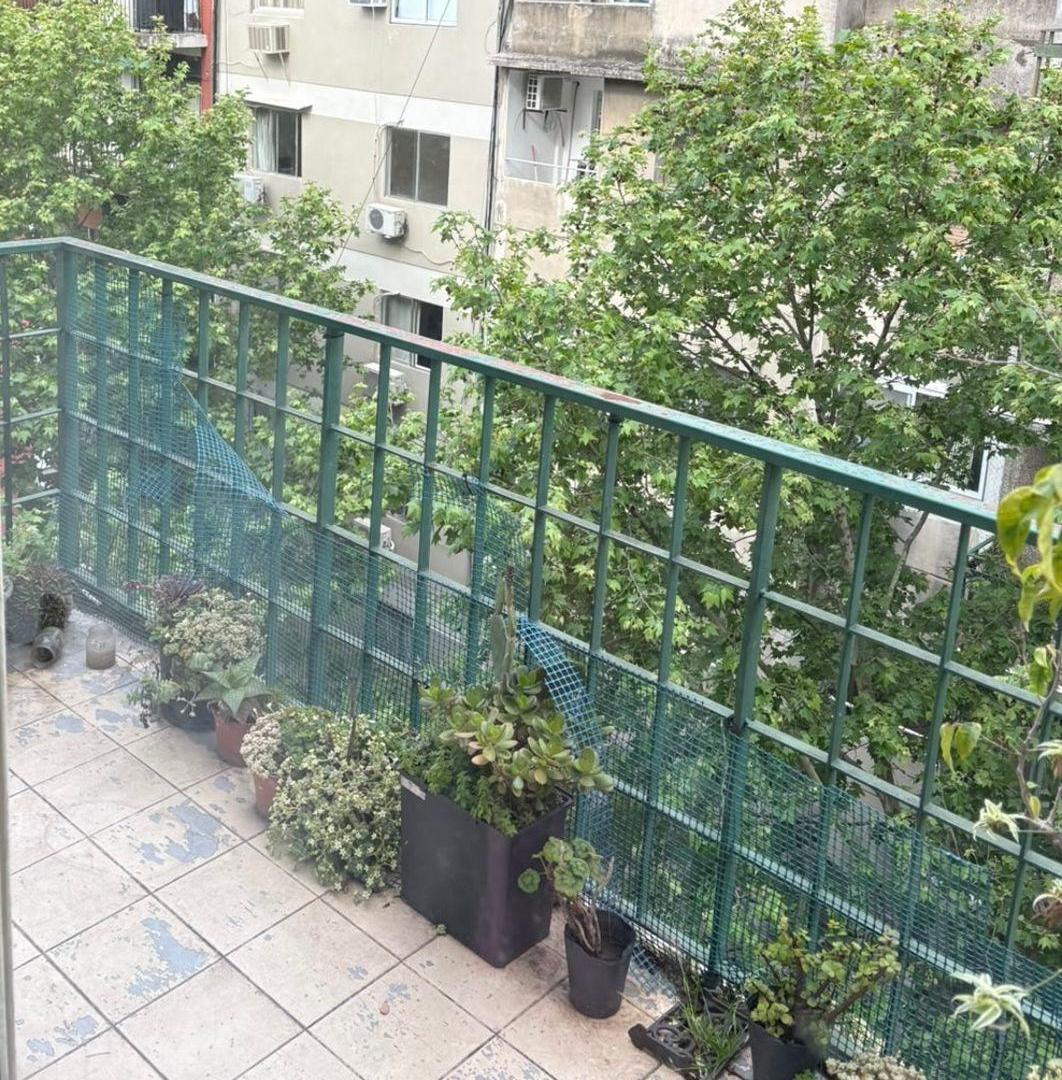 Foto de Alquiler monoambiente con balcón al frente en recoleta, imagen 2
