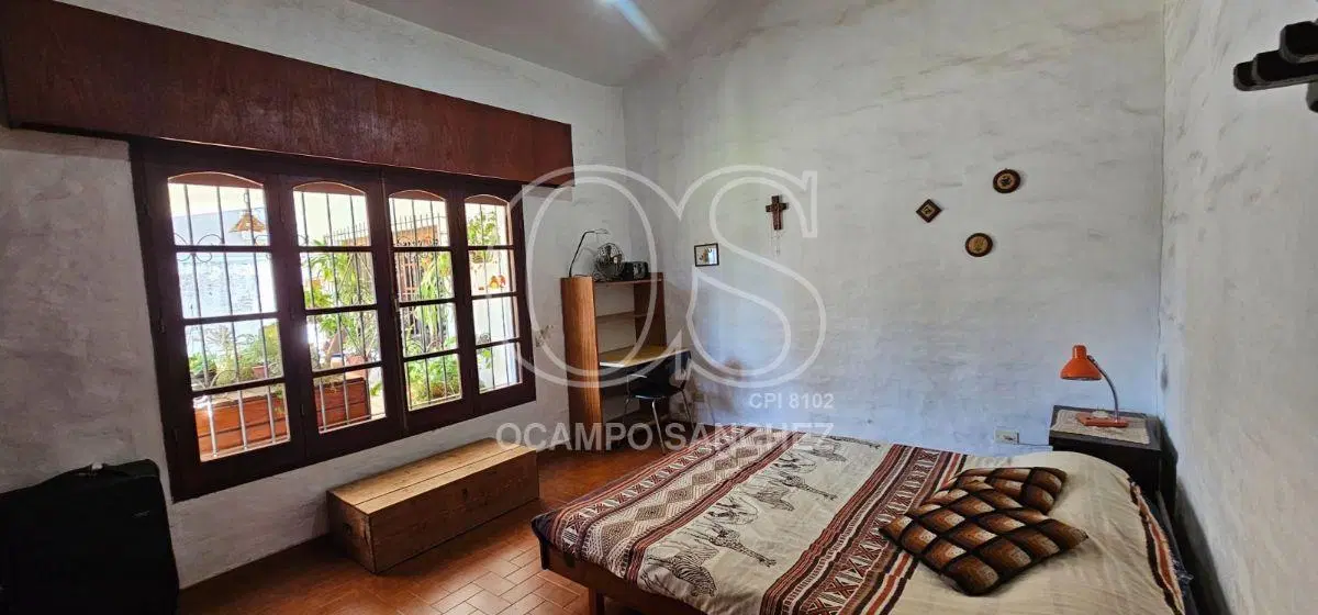 Casa en Venta 1 Planta en Mejor Zona de Arguello, 4 Dorm. 1 Suit, Escritorio, Amplio Parque, Pileta 4