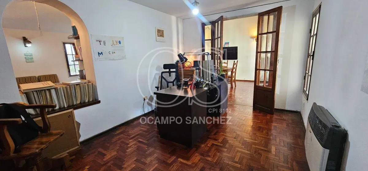 En Venta, Casa en Villa Belgrano, Excelente Ubicación, a 1/2 cuadra de la Av. Recta Martinolli. 5