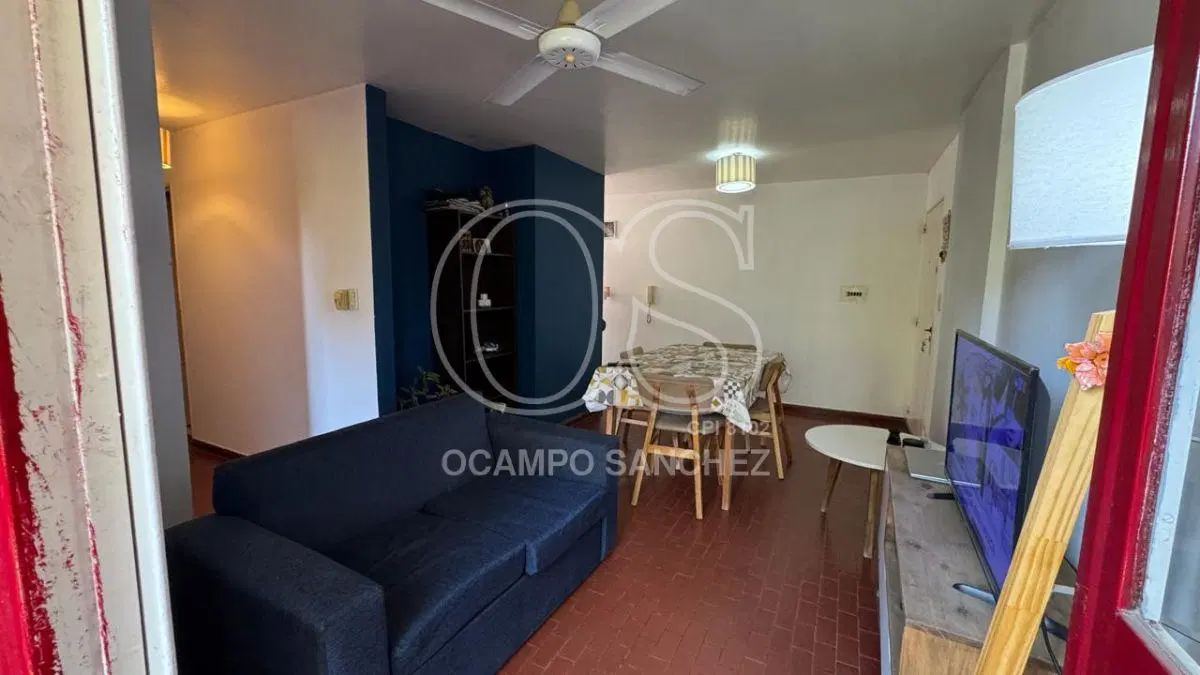 Departamento en Venta Barrio Juniors, Torre Roja, 2 Dormitorios, 1 Baño Completo con Balcón! 3