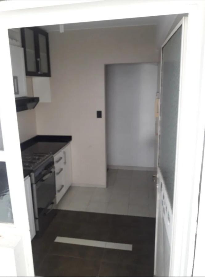 Departamento en Venta de Tres Ambientes, Excelente Oportunidad - Avellaneda 3