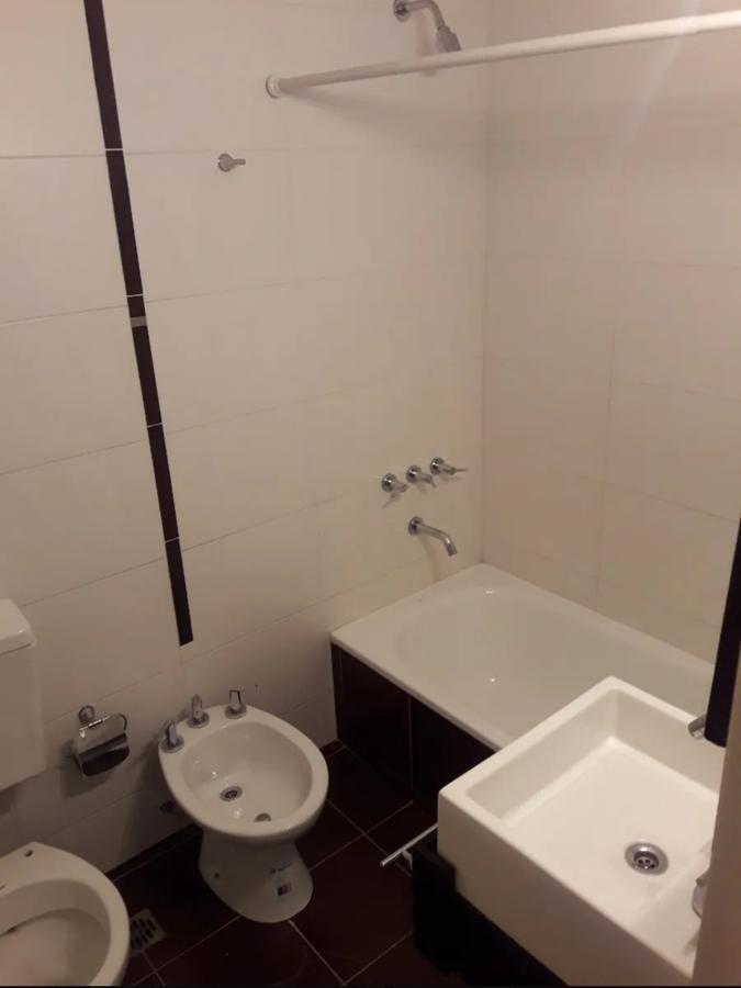 Departamento en Venta de Tres Ambientes, Excelente Oportunidad - Avellaneda 5