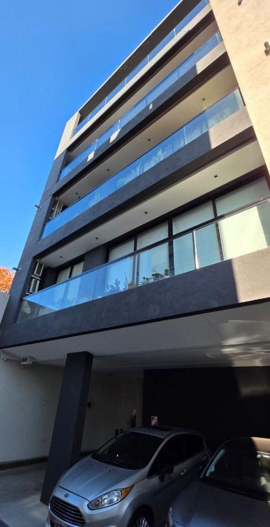 Foto de Departamento de cuatro ambientes a estrenar con cochera en alquiler., imagen 3