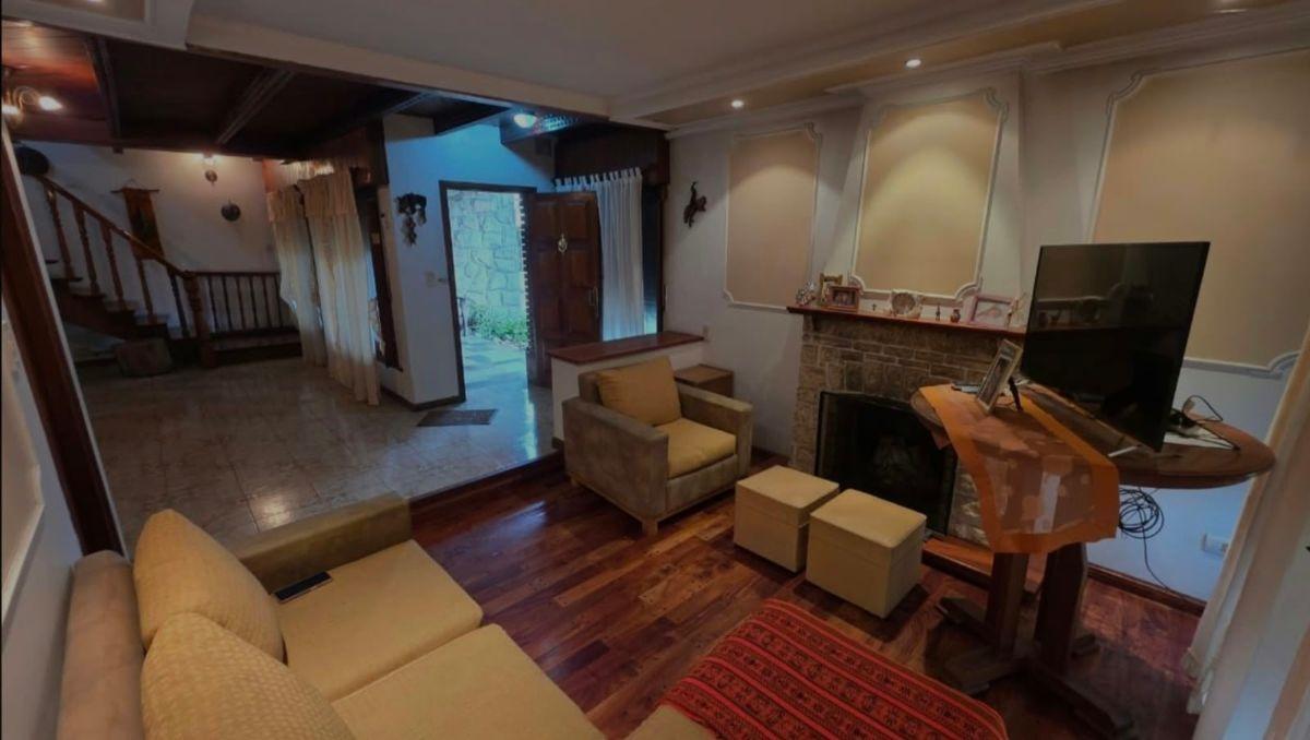 Foto de CASA + DEPARTAMENTO 3 amb + 2 ENTRADAS DE AUTO INDEPENDIENTES (para 4, imagen 5