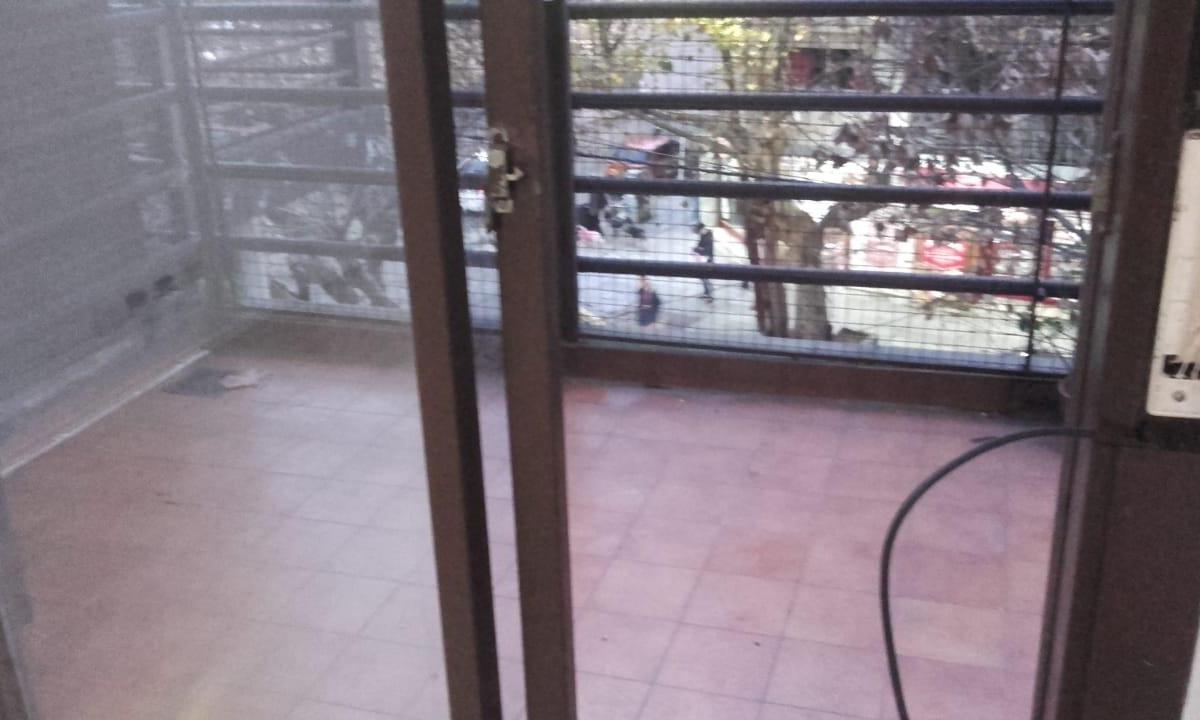 Departamento 2 amb. c/ balcón.....ALQUILADO