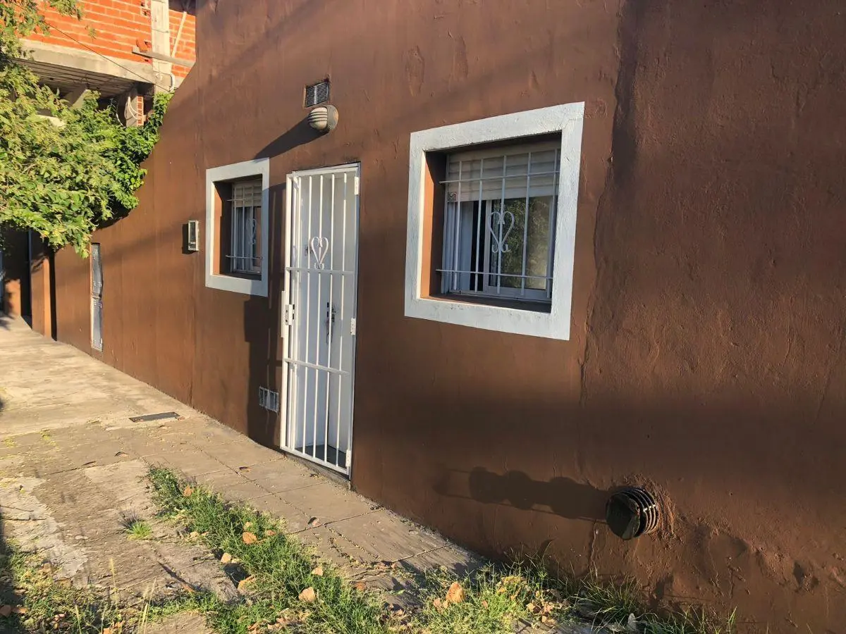 Alquiler PH Ambiente y medio SIN EXPENSAS 1