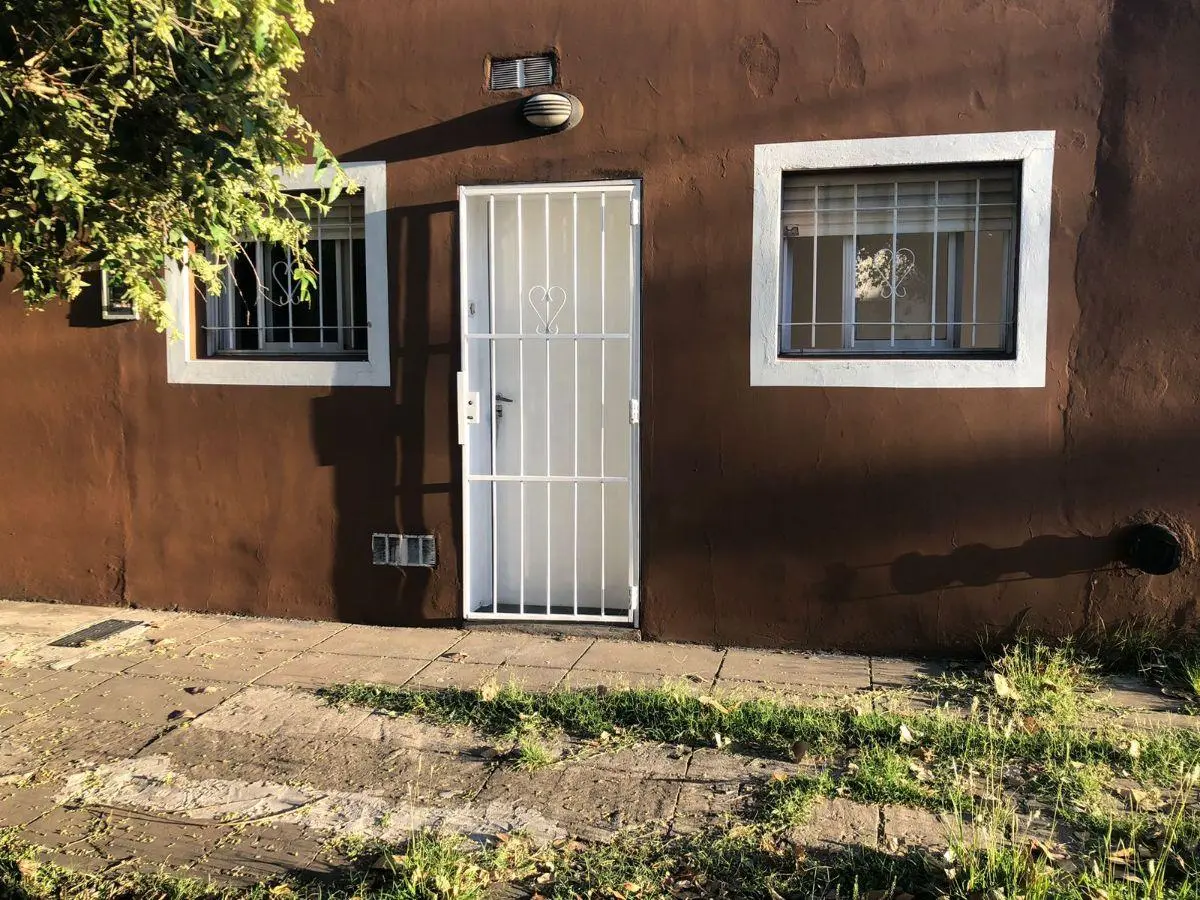 Alquiler PH Ambiente y medio SIN EXPENSAS 3