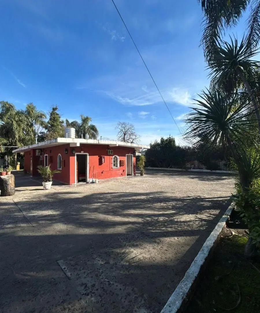 Deposito / galpón en alquiler - Villa Udaondo. Próximo a Buen Ayre 4