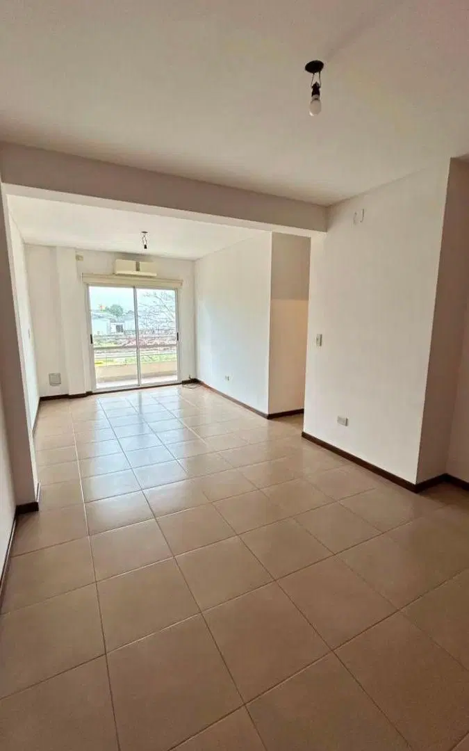 Alquiler departamento 2 ambientes SIN EXPENSAS Caseros 4
